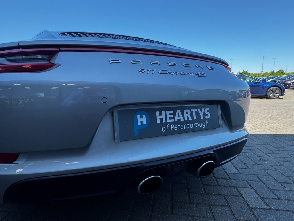 Used Porsche 911 2016 for sale - 76558852: Photo 35