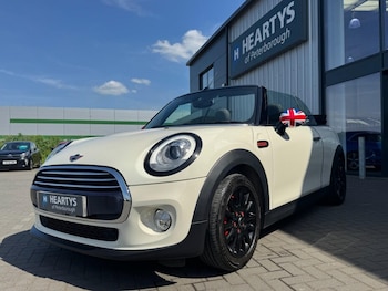 Used MINI Convertible 2016 for sale - 78675467: Photo