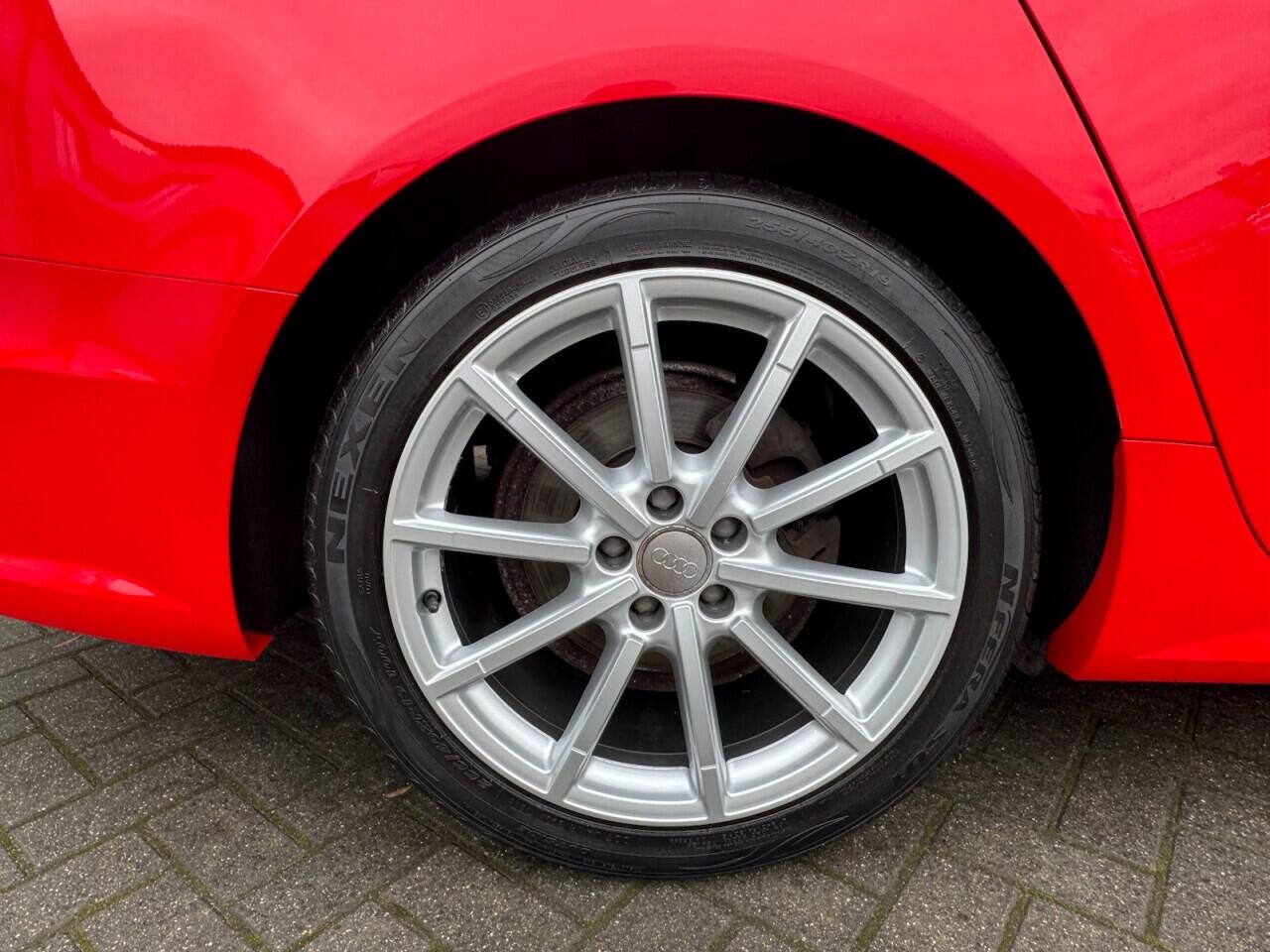 Used Audi A6 Avant 2015 for sale - 76898592: Photo 22