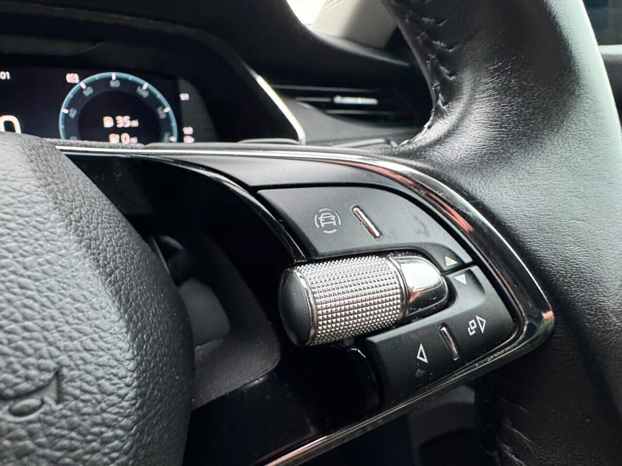 Used Skoda Octavia 2021 for sale - 76701448: Photo 53