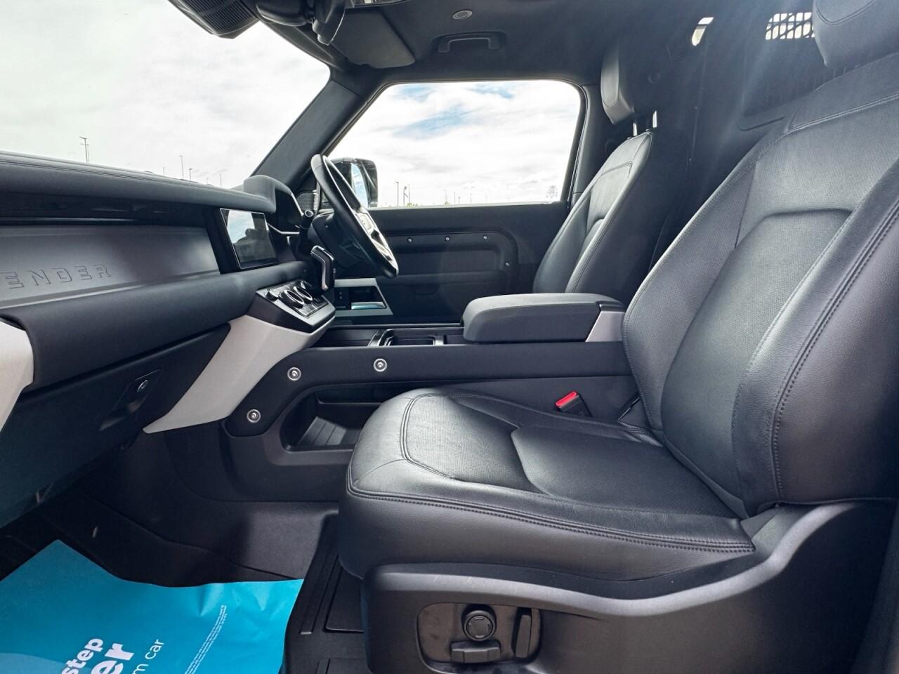 Used Land Rover Defender 2023 for sale - 76702372: Photo 5