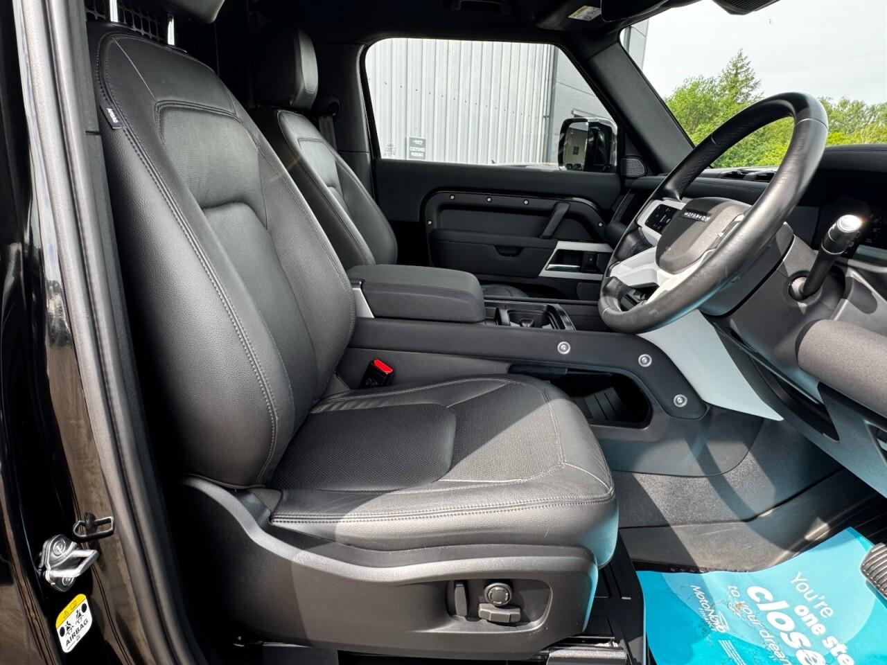 Used Land Rover Defender 2023 for sale - 76702372: Photo 54