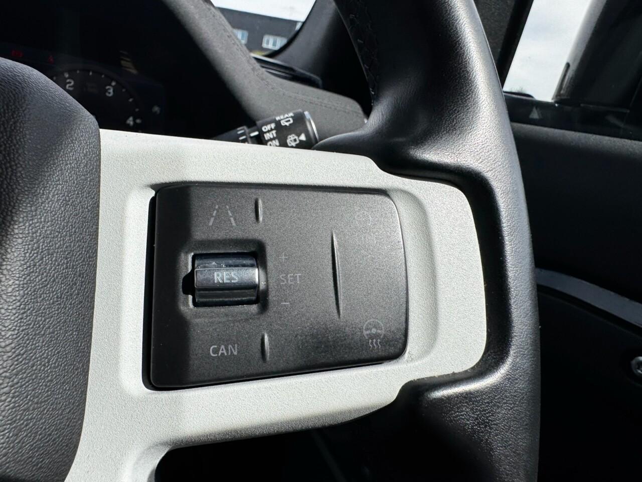 Used Land Rover Defender 2023 for sale - 76702372: Photo 71