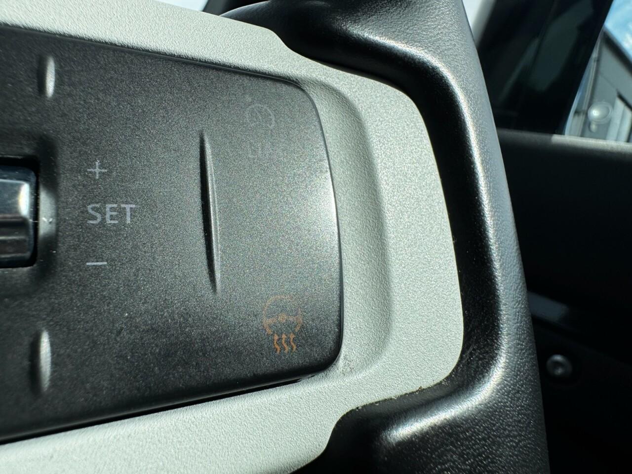 Used Land Rover Defender 2023 for sale - 76702372: Photo 75