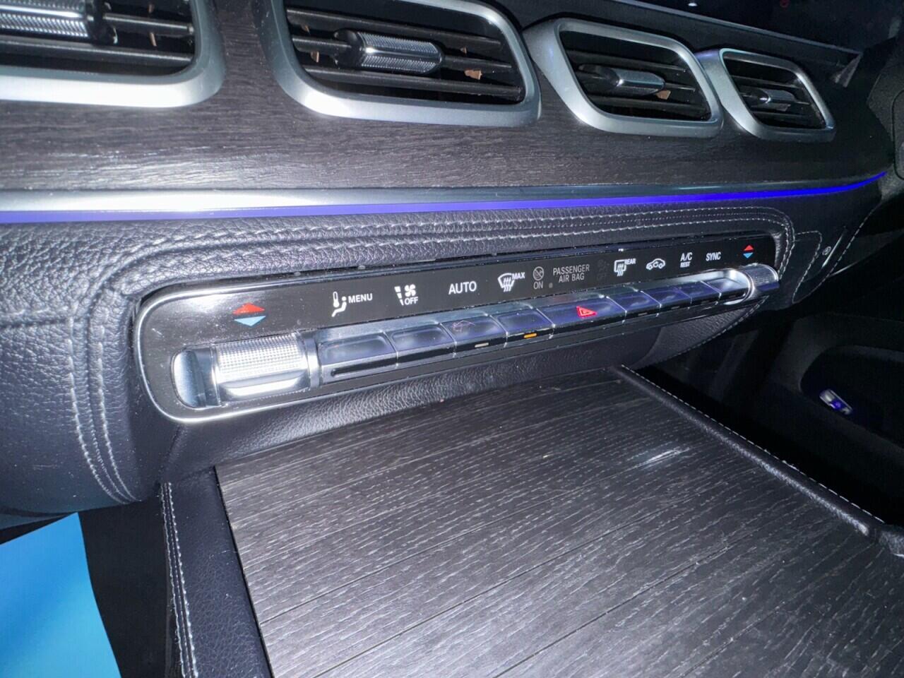 Used Mercedes-Benz GLE 2021 for sale - 77131925: Photo 71