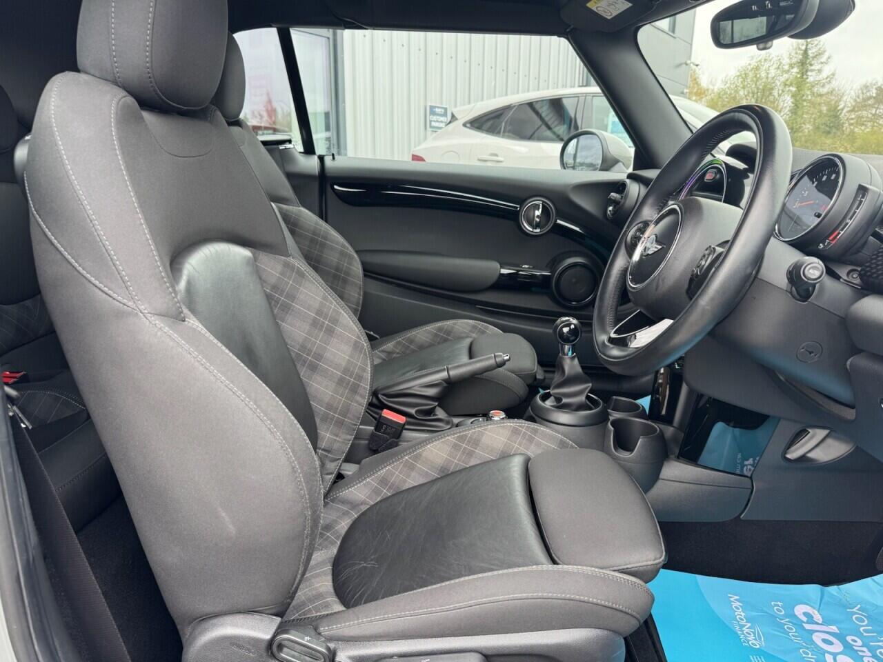 Used MINI Convertible 2018 for sale - 78006494: Photo 5