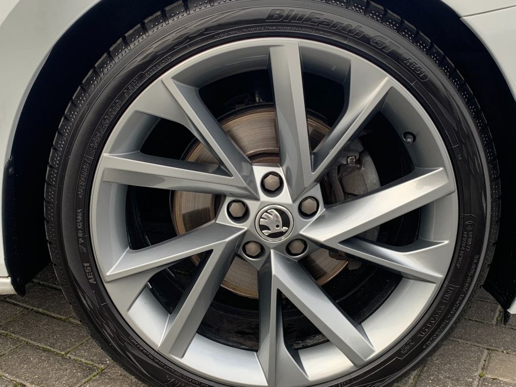 Used Skoda Superb 2018 for sale - 76558811: Photo 25