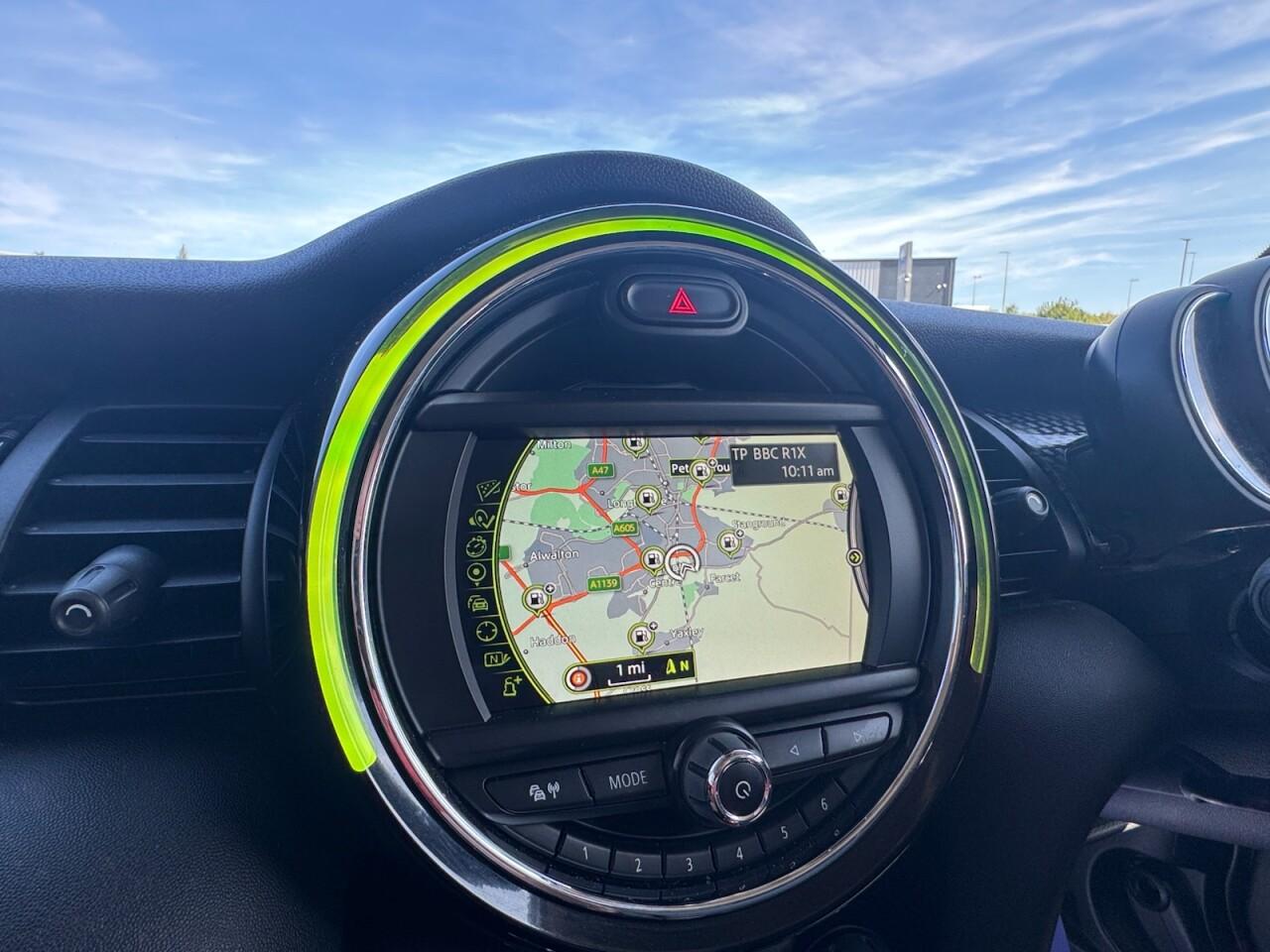 Used MINI Hatch 2017 for sale - 76702336: Photo 14