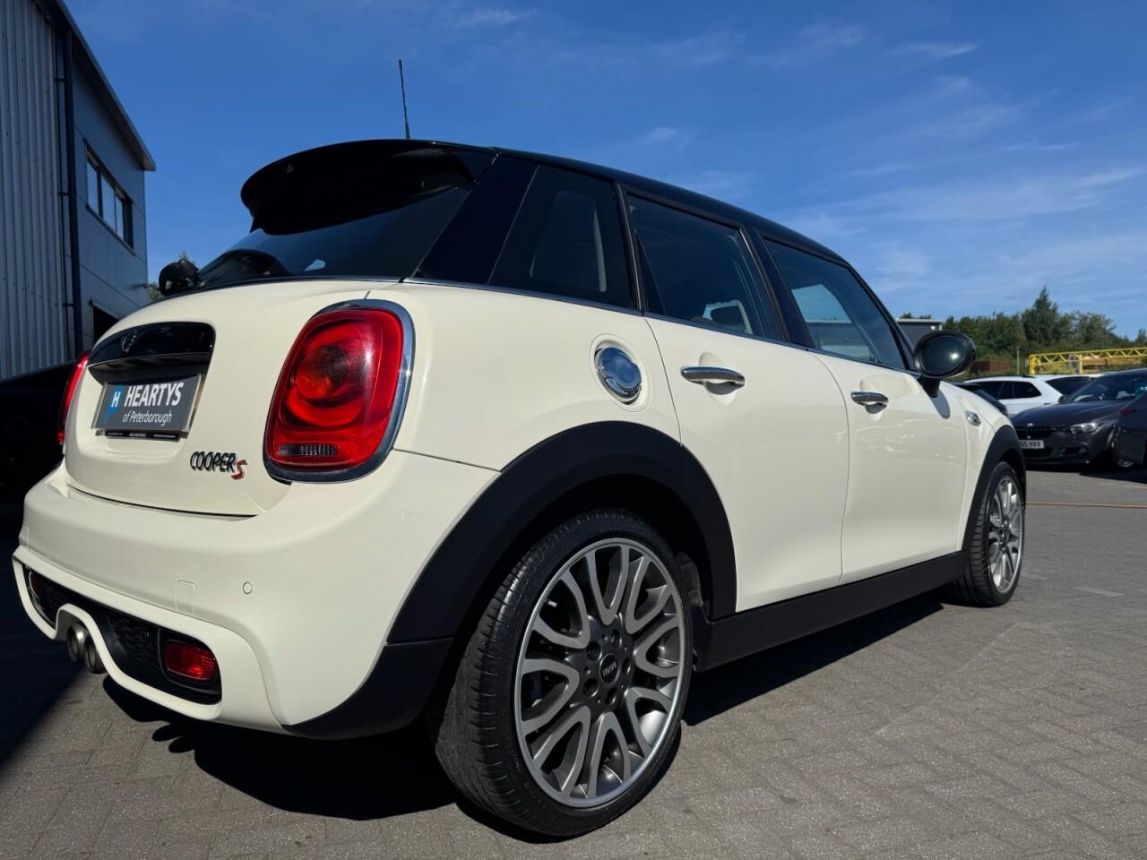 Used MINI Hatch 2017 for sale - 76702336: Photo 37