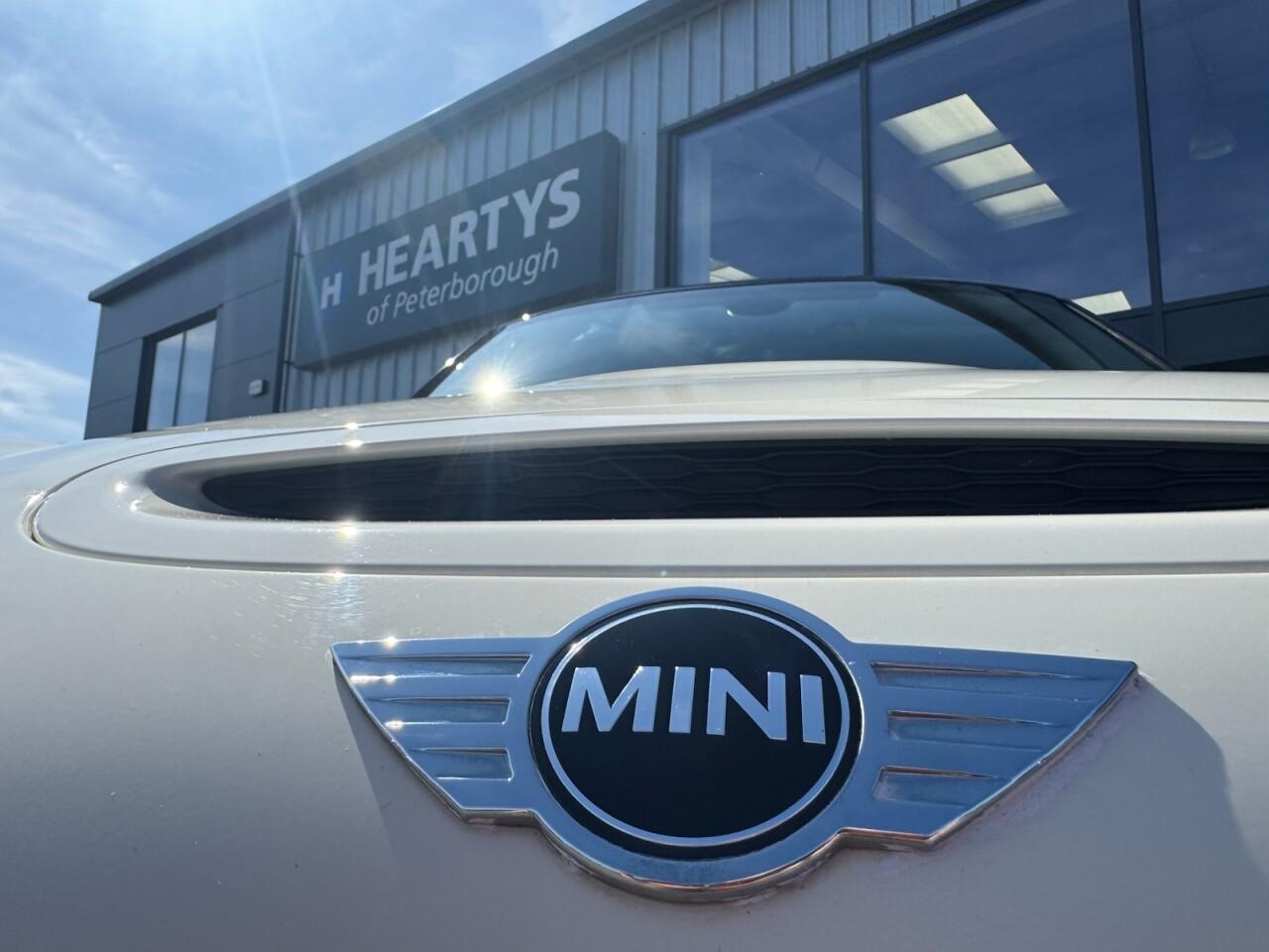 Used MINI Hatch 2017 for sale - 76702336: Photo 46