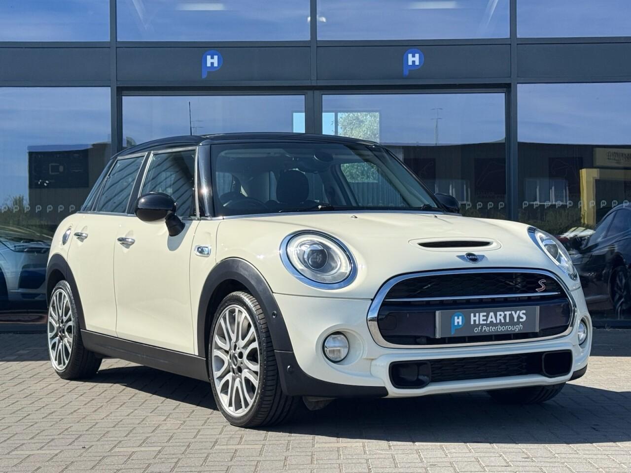 Used MINI Hatch 2017 for sale - 76702336: Photo 6