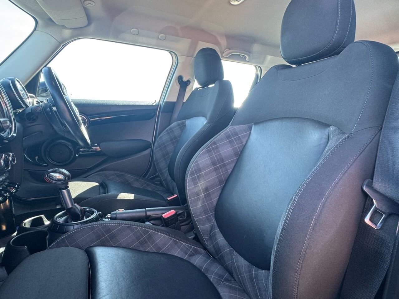 Used MINI Hatch 2017 for sale - 76702336: Photo 60