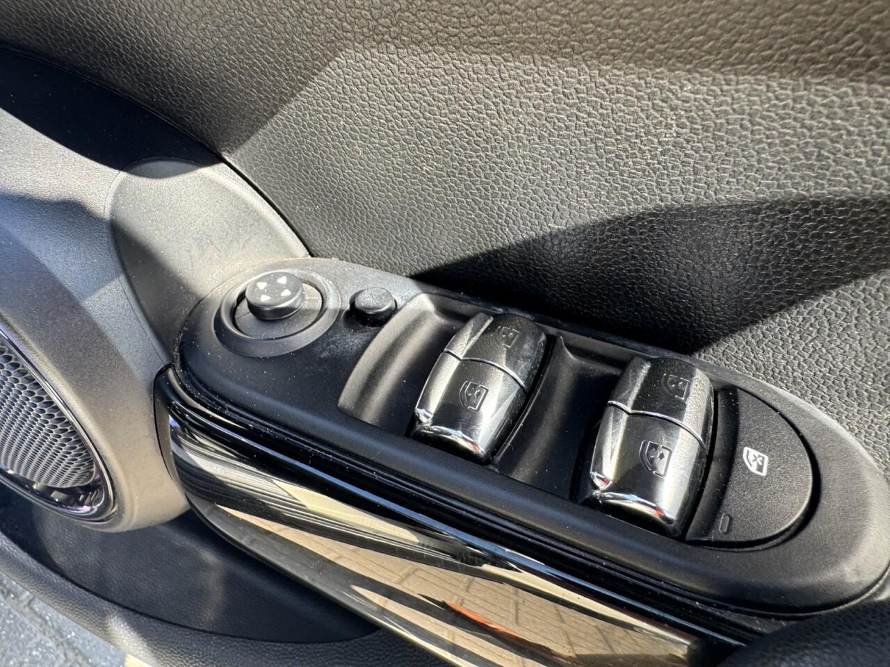 Used MINI Hatch 2017 for sale - 76702336: Photo 72