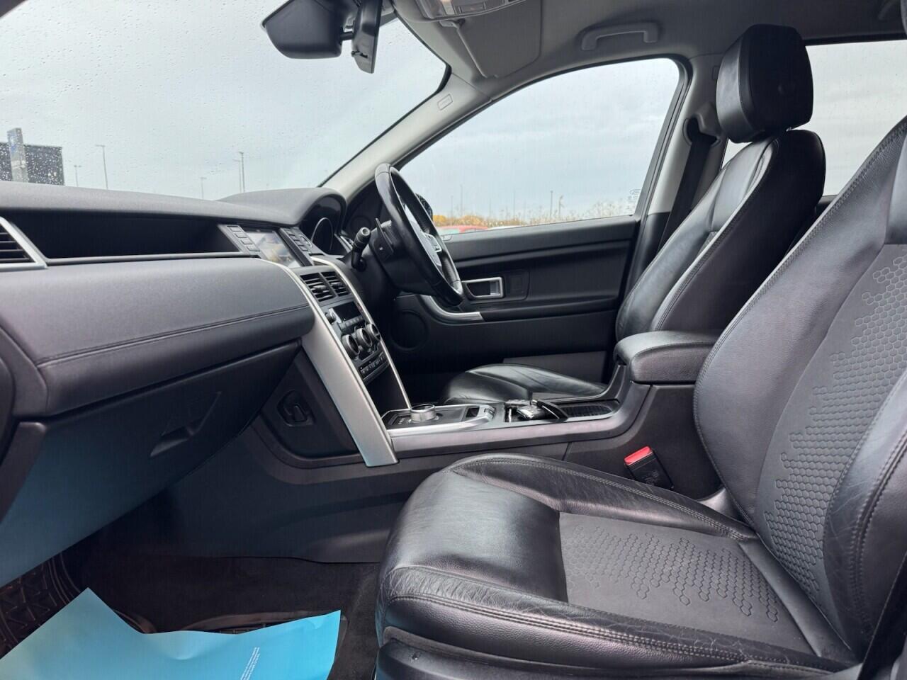 Used Land Rover Discovery Sport 2015 for sale - 76965346: Photo 46