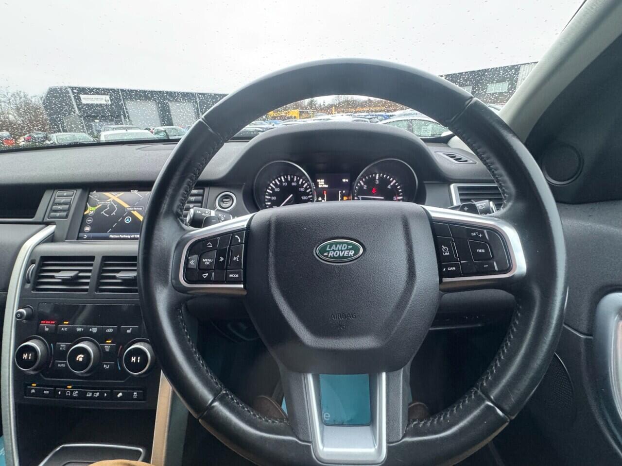Used Land Rover Discovery Sport 2015 for sale - 76965346: Photo 49