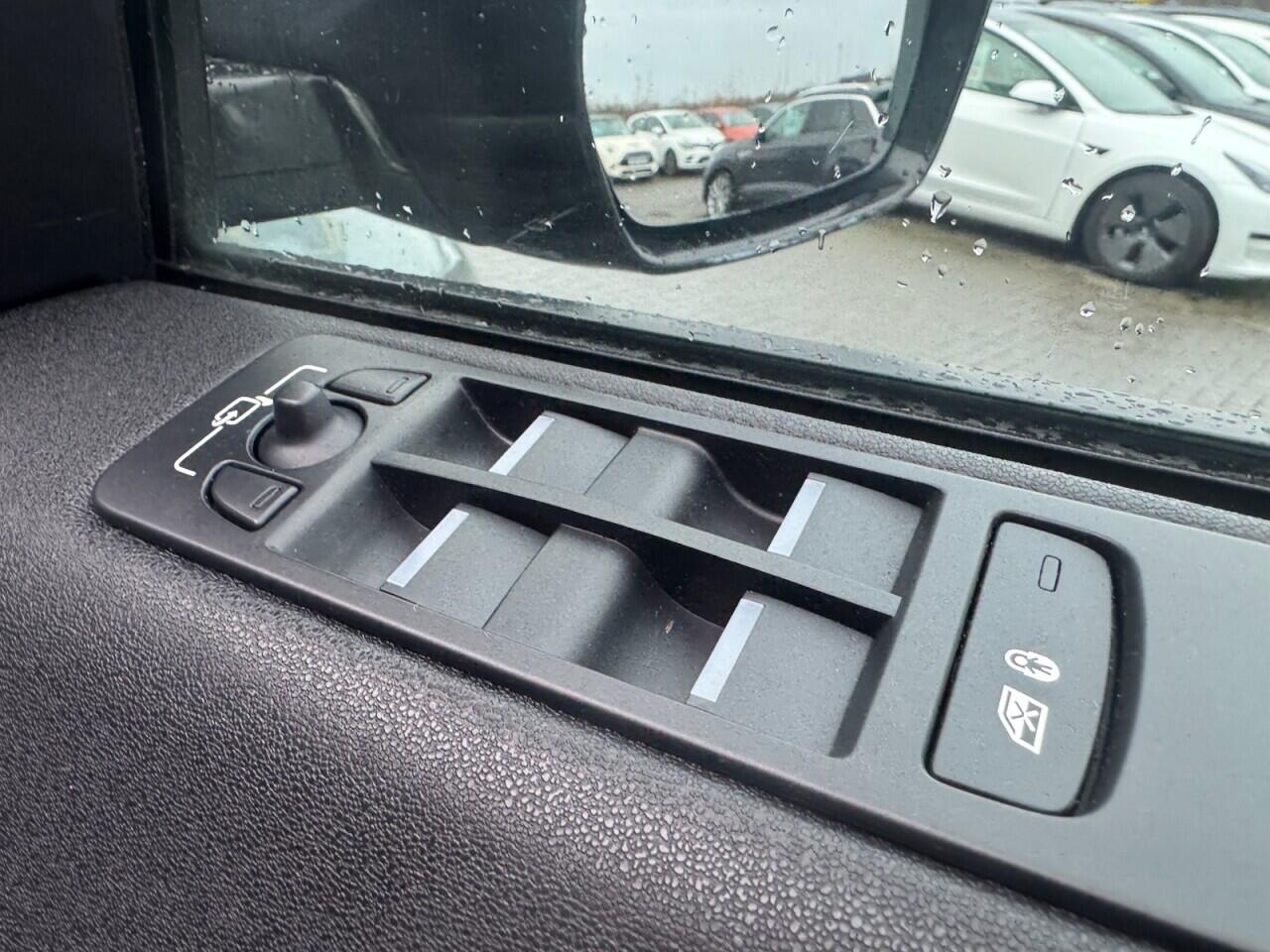 Used Land Rover Discovery Sport 2015 for sale - 76965346: Photo 56