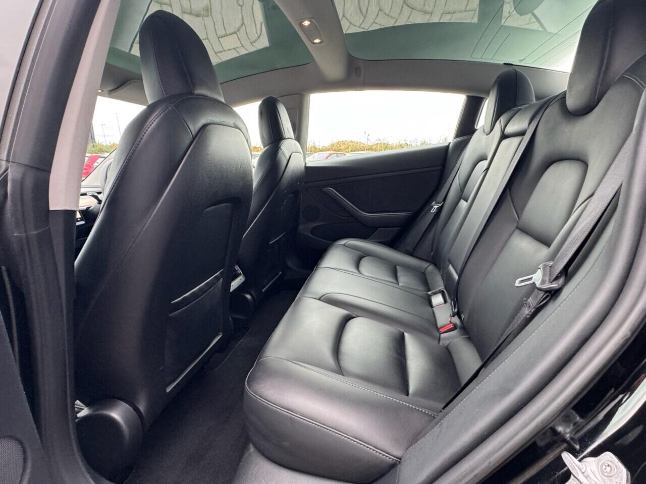 Used Tesla Model 3 2021 for sale - 76700959: Photo 40