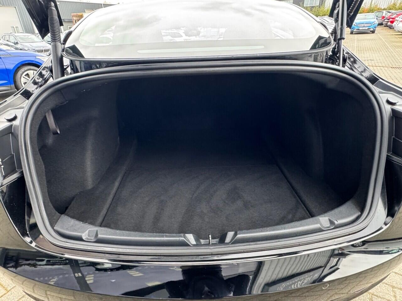 Used Tesla Model 3 2021 for sale - 76700959: Photo 43