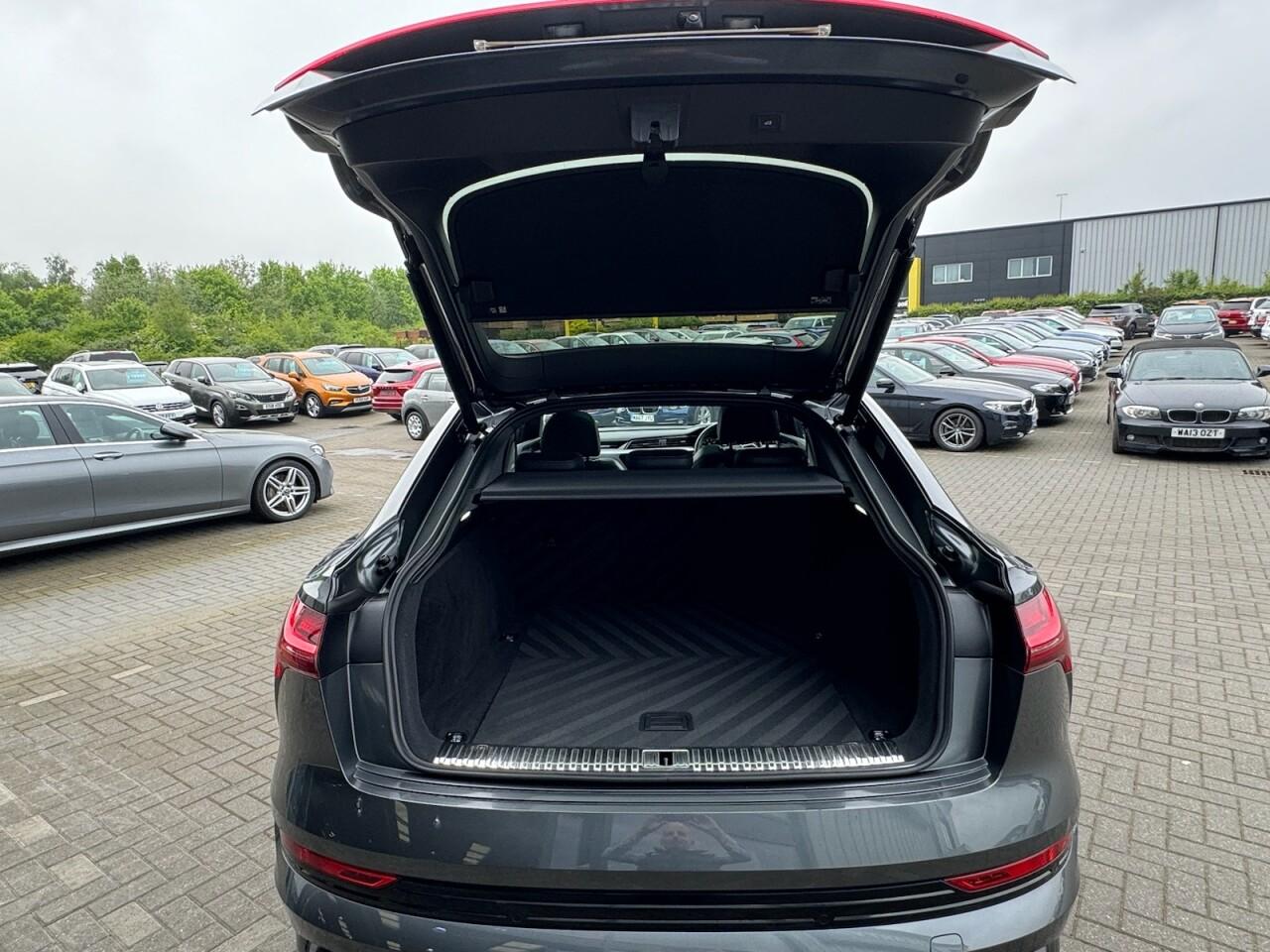 Used Audi e-tron 2020 for sale - 76701247: Photo 50