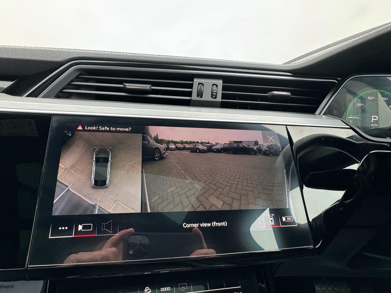 Used Audi e-tron 2020 for sale - 76701247: Photo 59