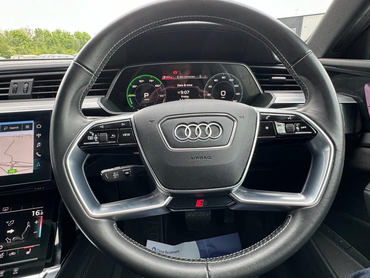 Used Audi e-tron 2020 for sale - 76701247: Photo 65