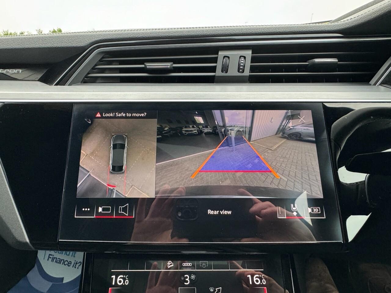 Used Audi e-tron 2020 for sale - 76701247: Photo 67