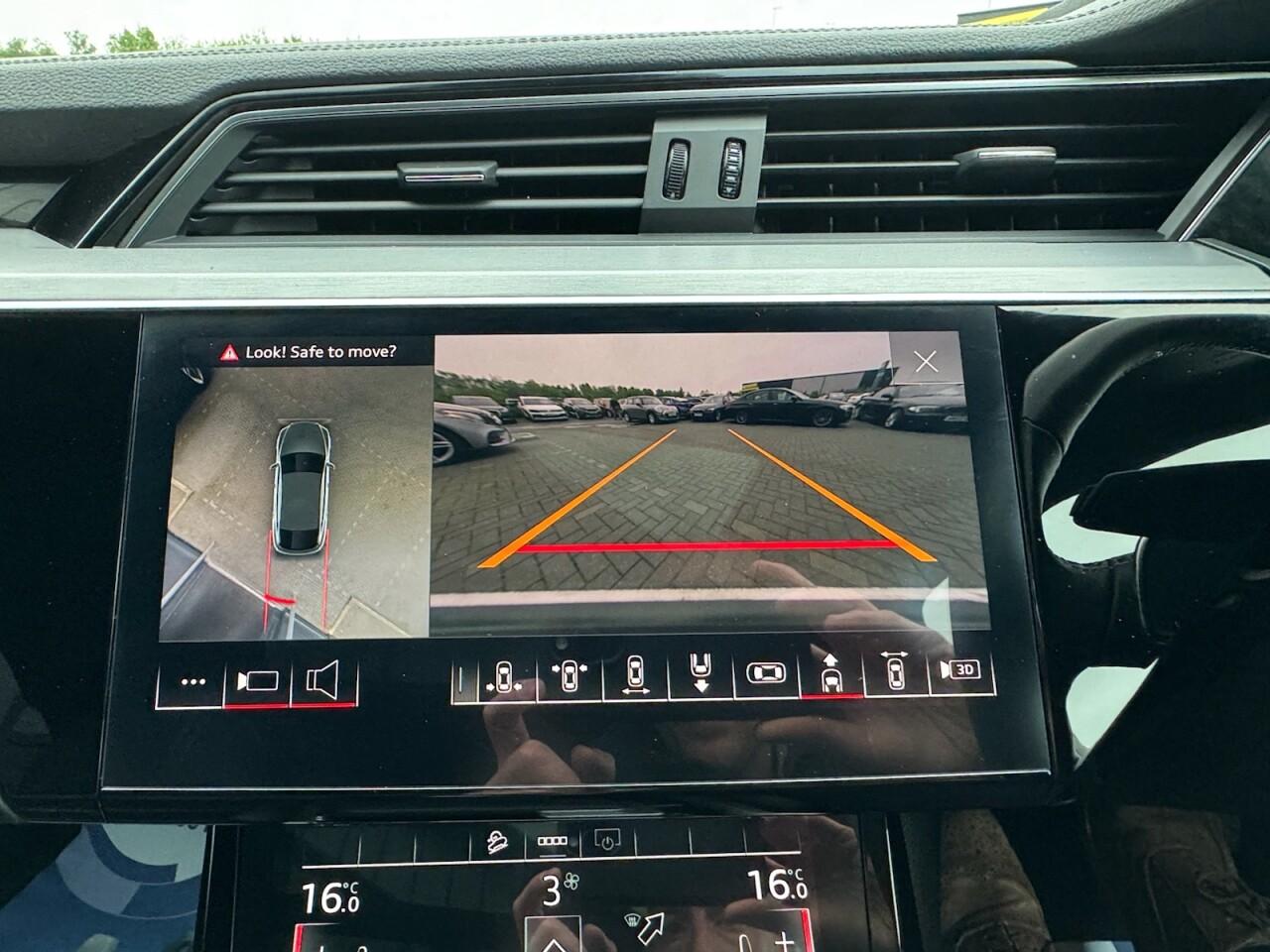 Used Audi e-tron 2020 for sale - 76701247: Photo 75