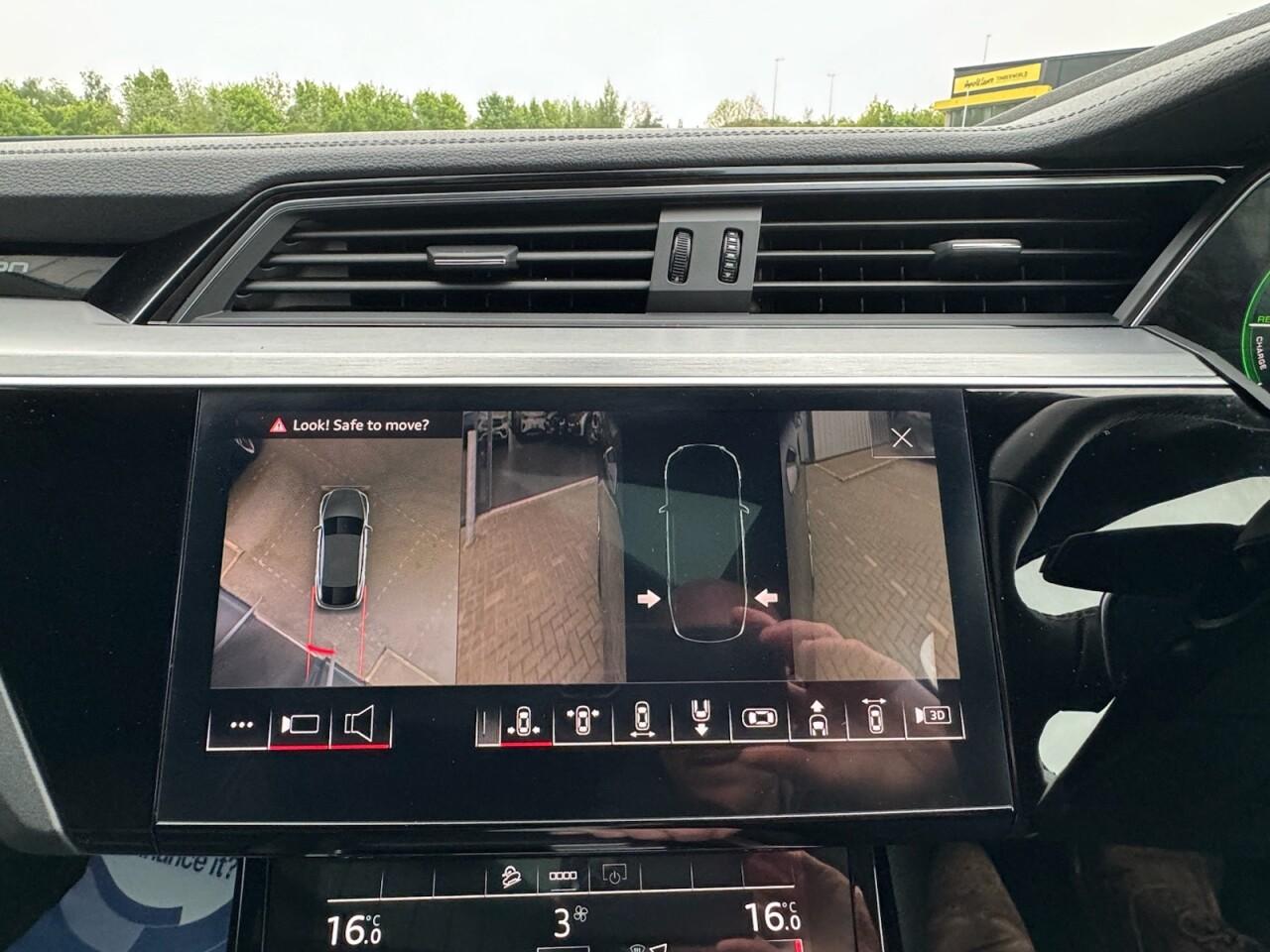 Used Audi e-tron 2020 for sale - 76701247: Photo 78