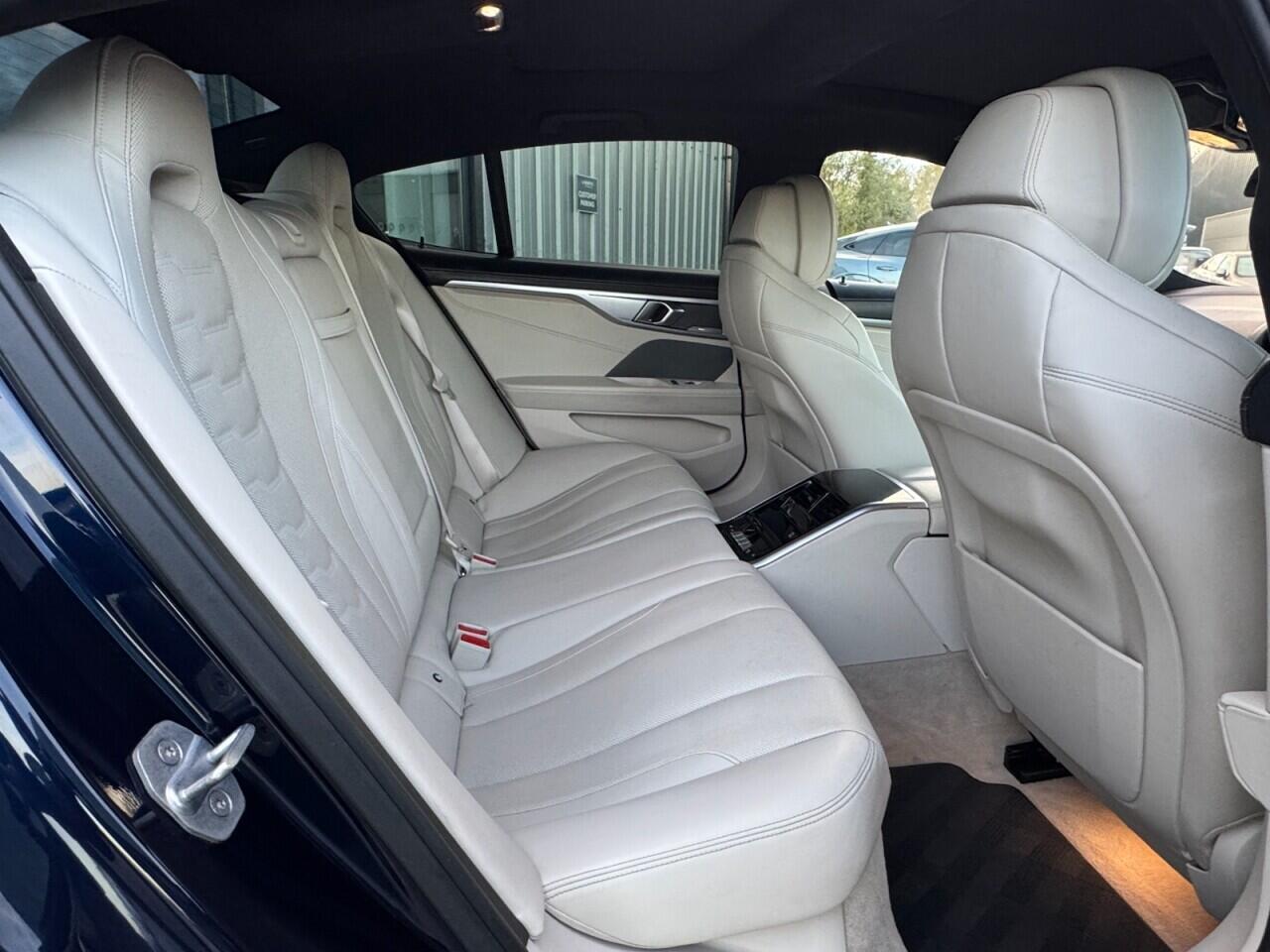 Used BMW 8 Series 2019 for sale - 76702162: Photo 45