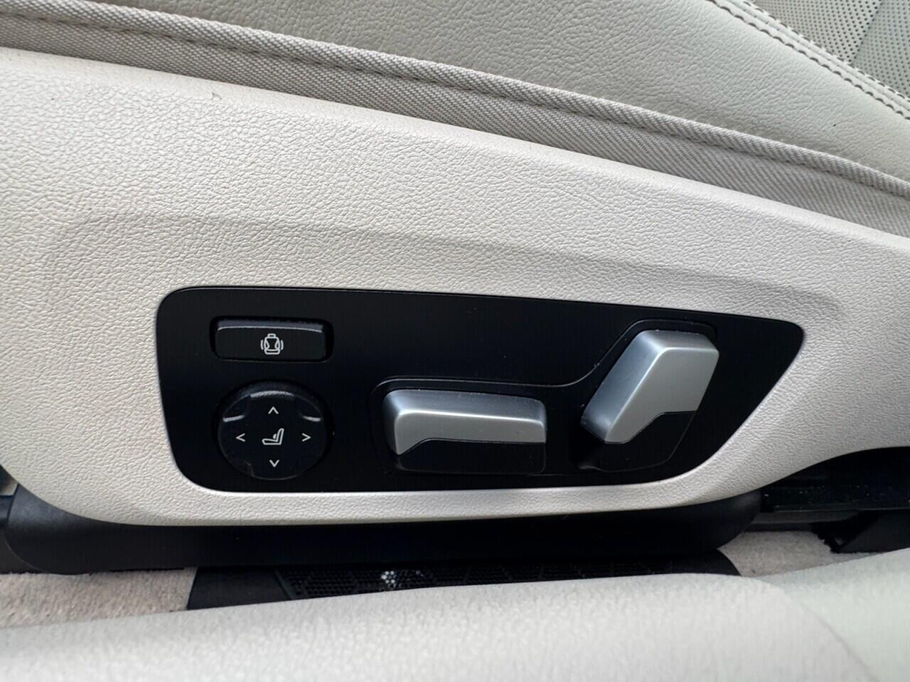 Used BMW 8 Series 2019 for sale - 76702162: Photo 49