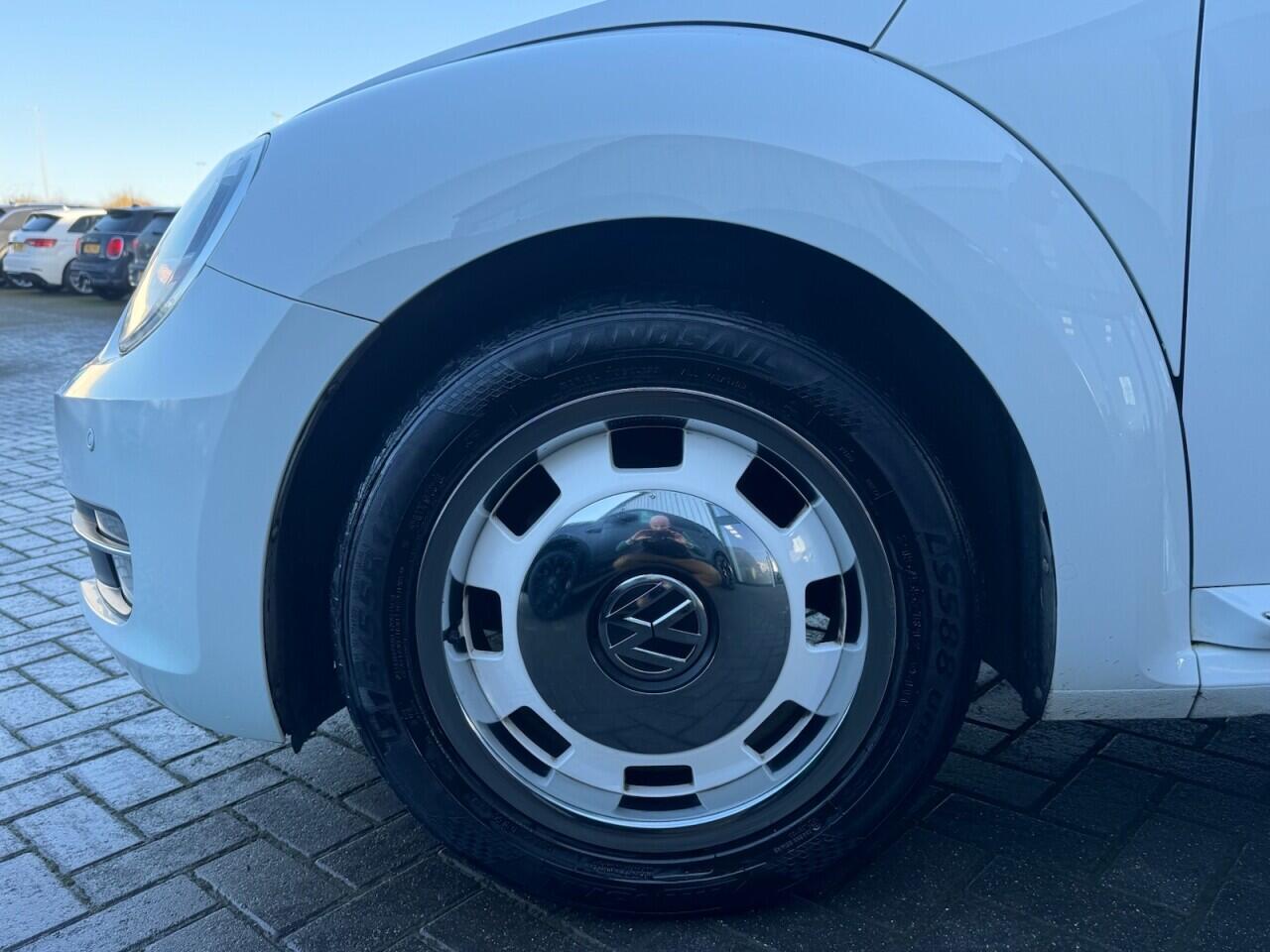 Used Volkswagen Beetle 2015 for sale - 77016020: Photo 11