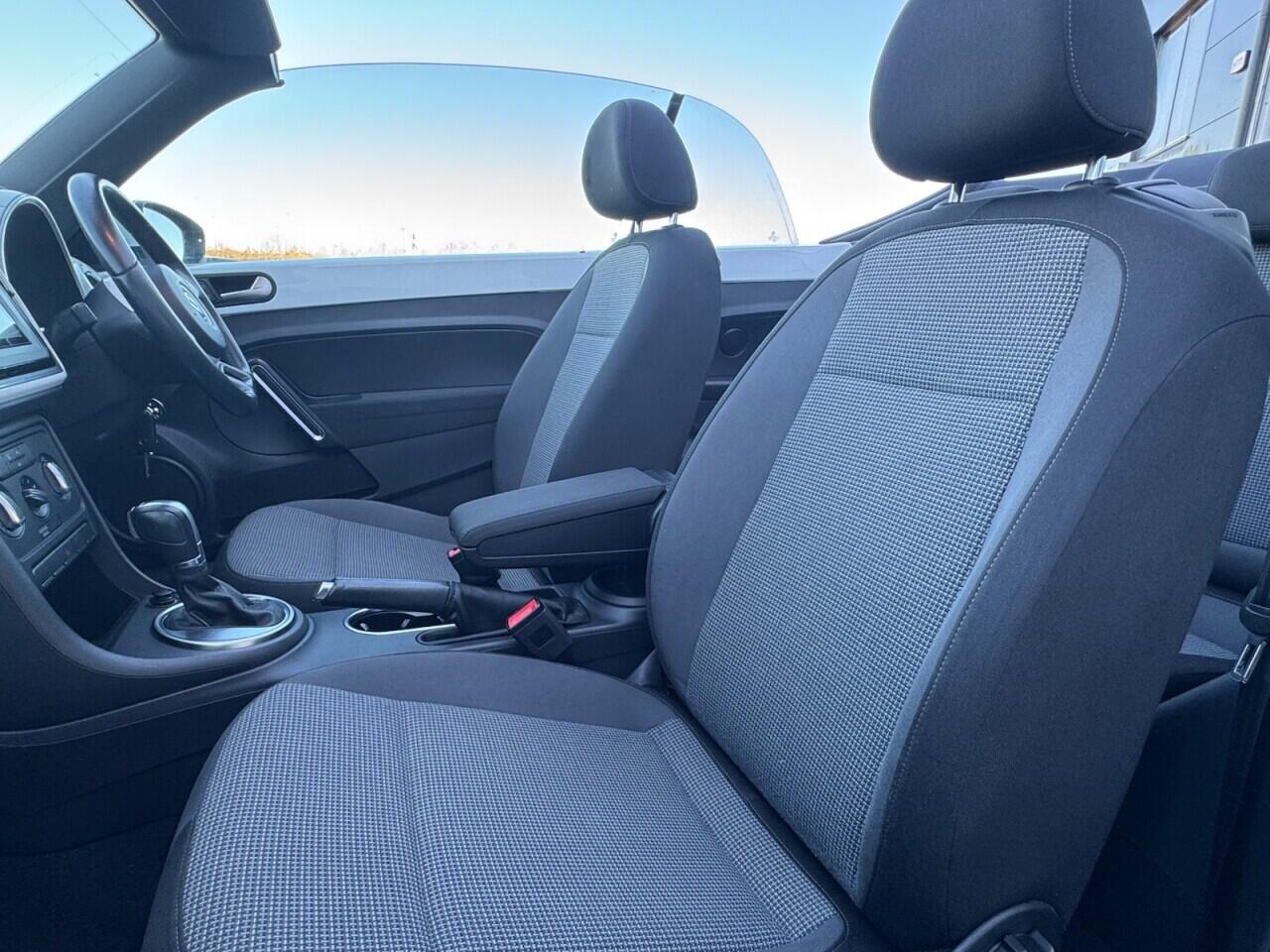 Used Volkswagen Beetle 2015 for sale - 77016020: Photo 43