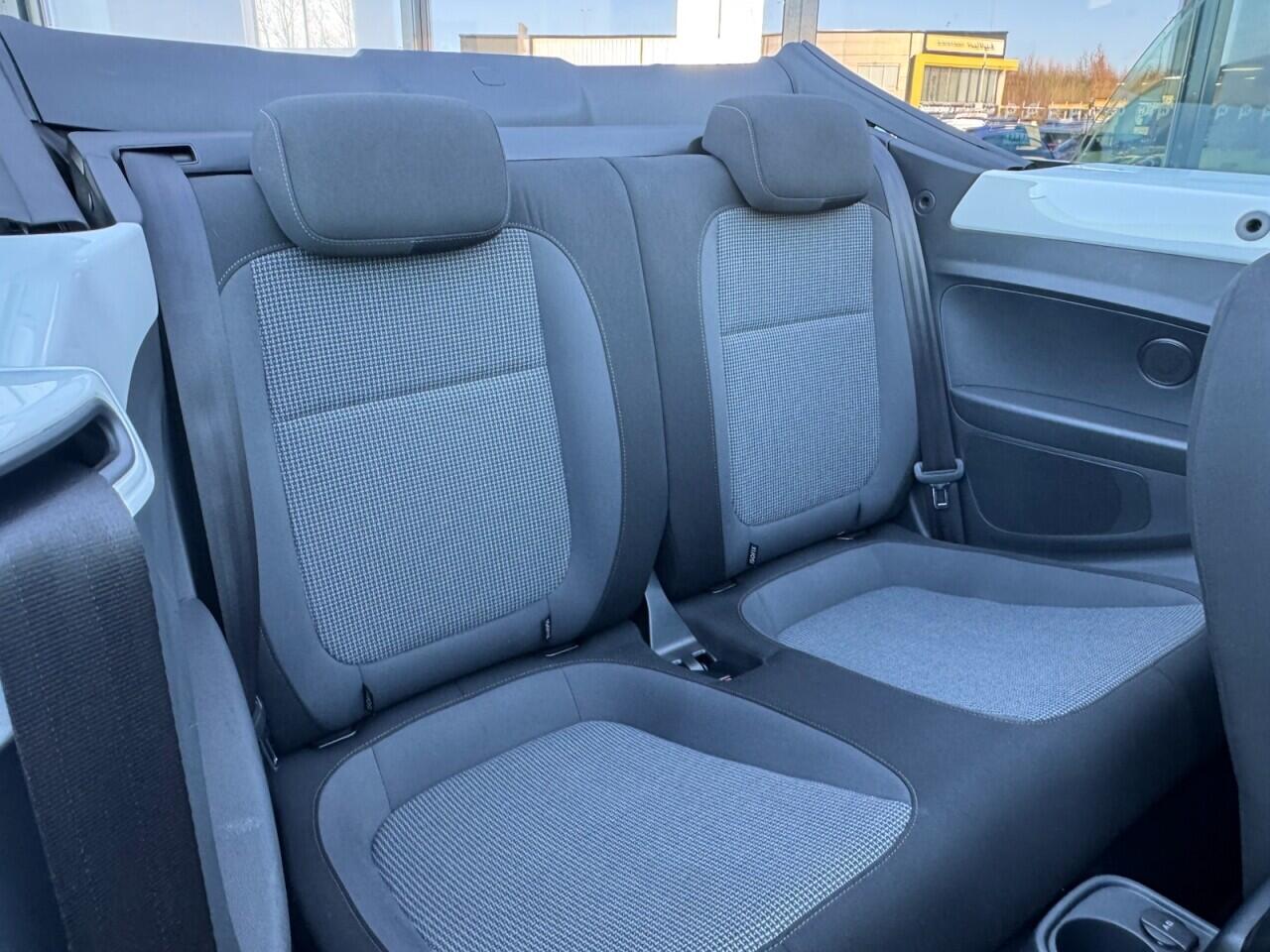 Used Volkswagen Beetle 2015 for sale - 77016020: Photo 51