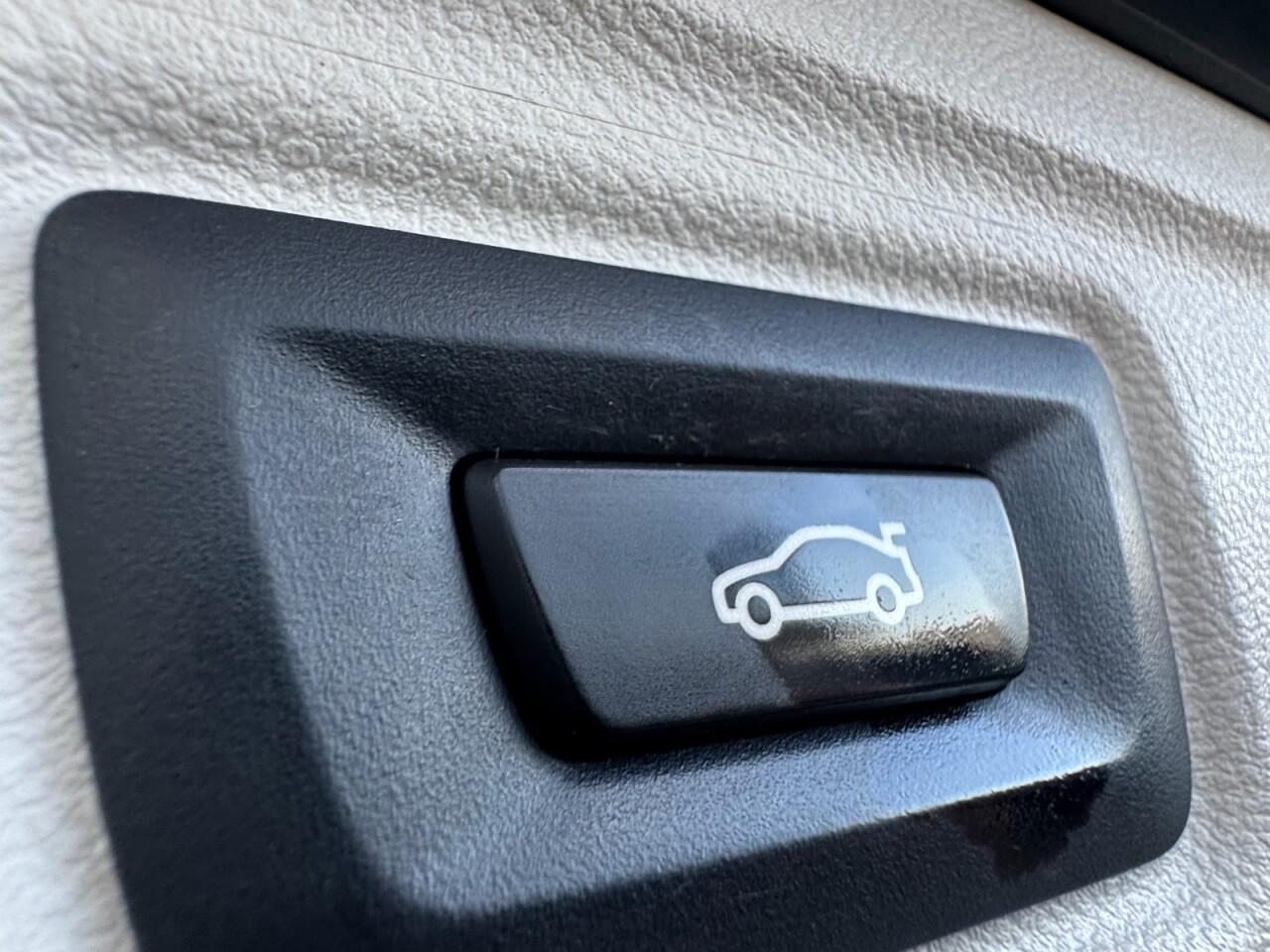 Used BMW 3 Series for sale - 76702471: Photo 34