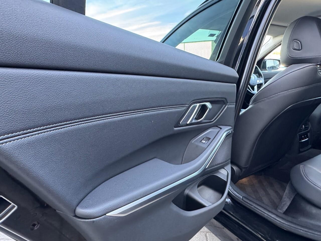 Used BMW 3 Series for sale - 76702471: Photo 42