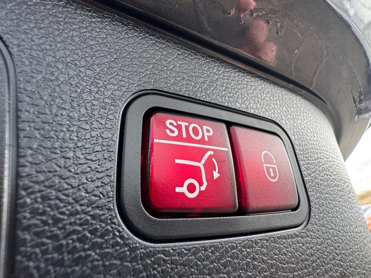 Used Mercedes-Benz EQC 2023 for sale - 77456015: Photo 32