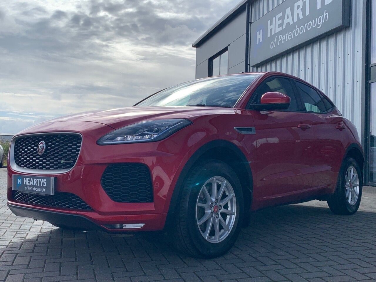 Used Jaguar E-Pace 2018 for sale - 76700916: Photo 4
