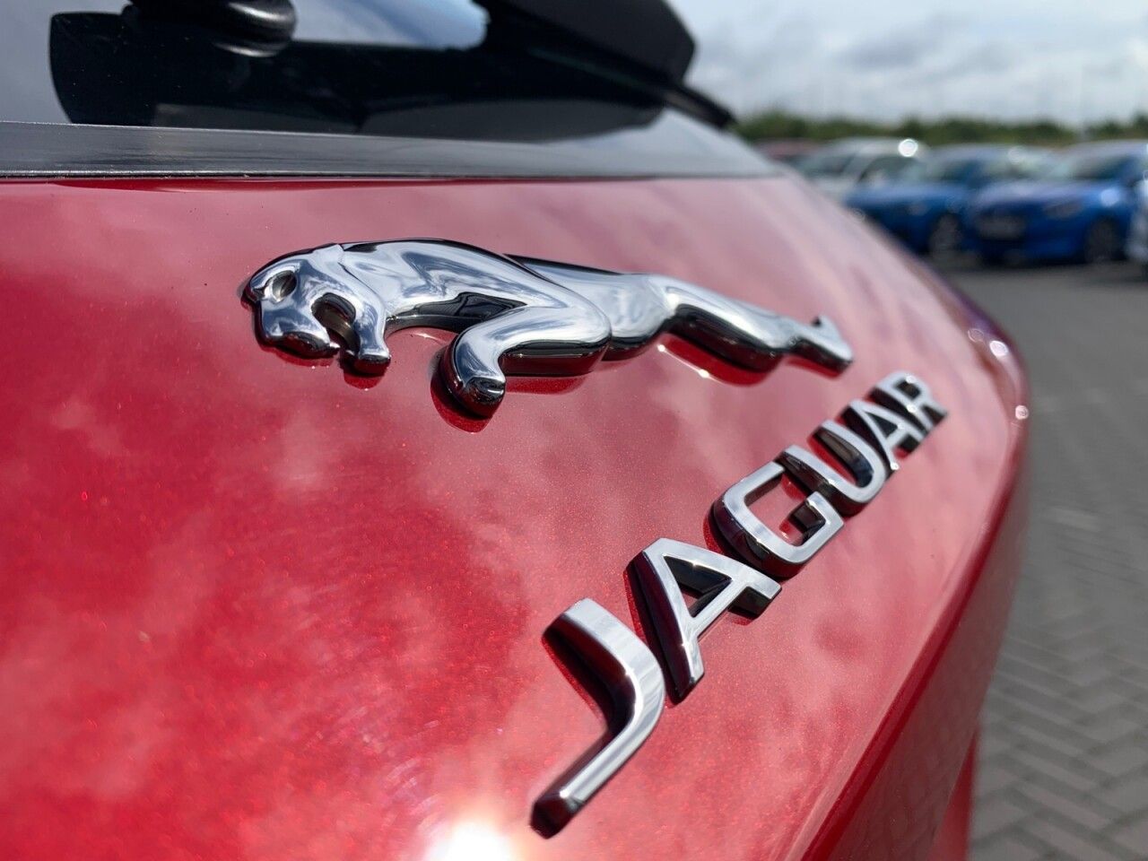 Used Jaguar E-Pace 2018 for sale - 76700916: Photo 43