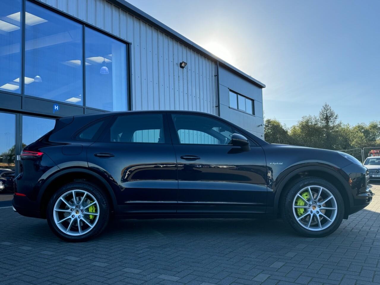 Used Porsche Cayenne 2019 for sale - 76702510: Photo 6