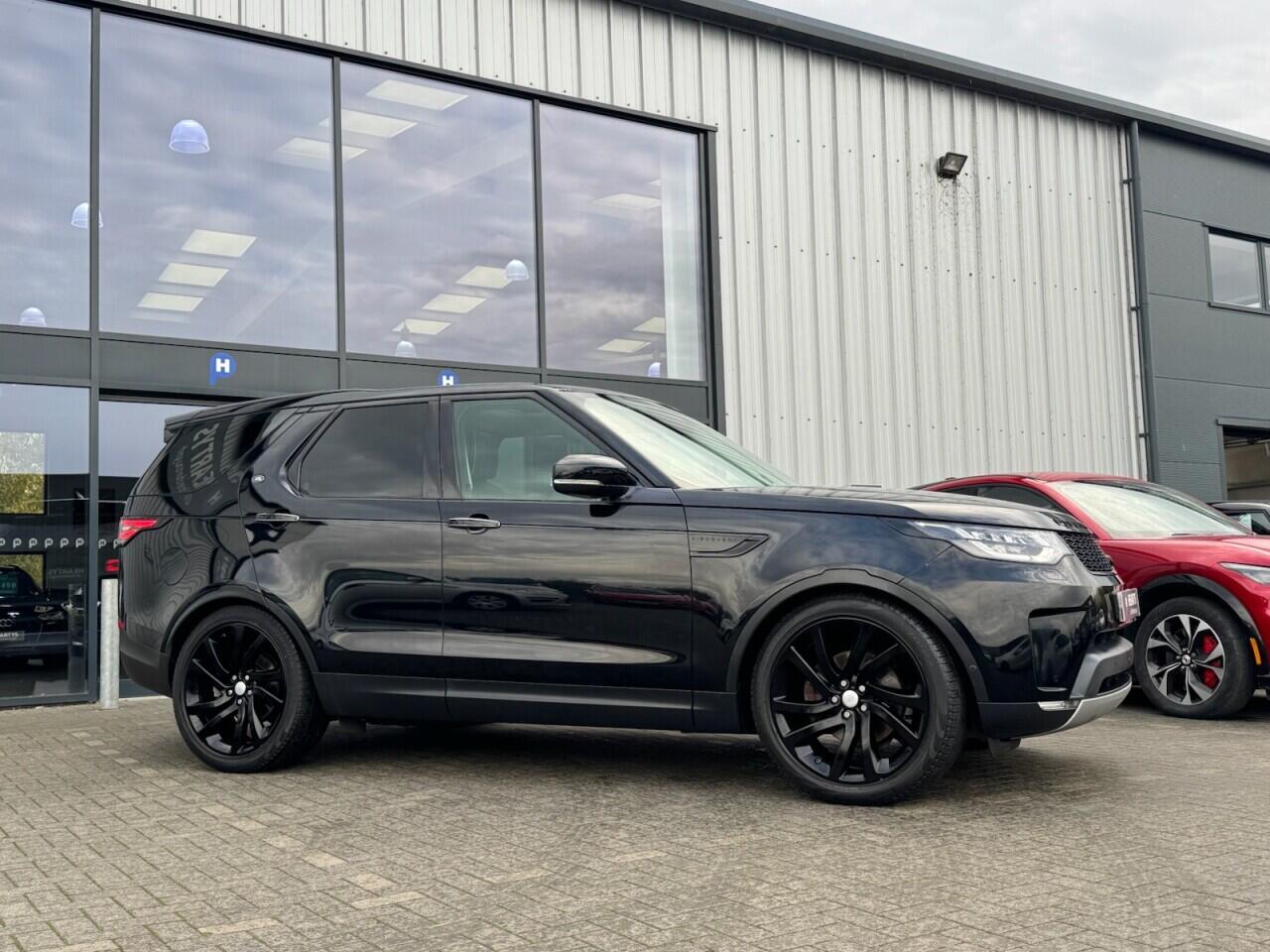 Used Land Rover Discovery 2018 for sale - 76700908: Photo 13
