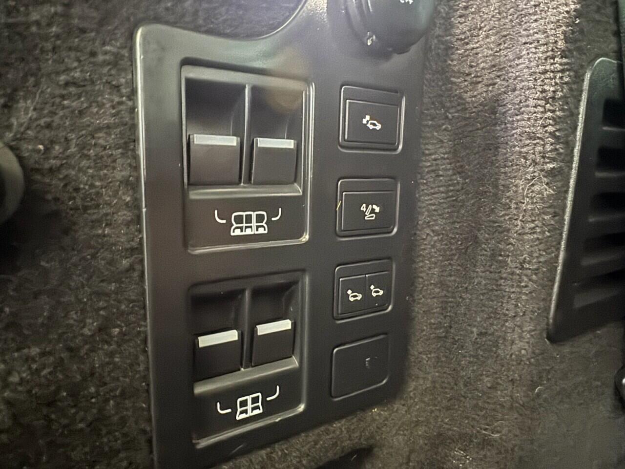 Used Land Rover Discovery 2018 for sale - 76700908: Photo 35