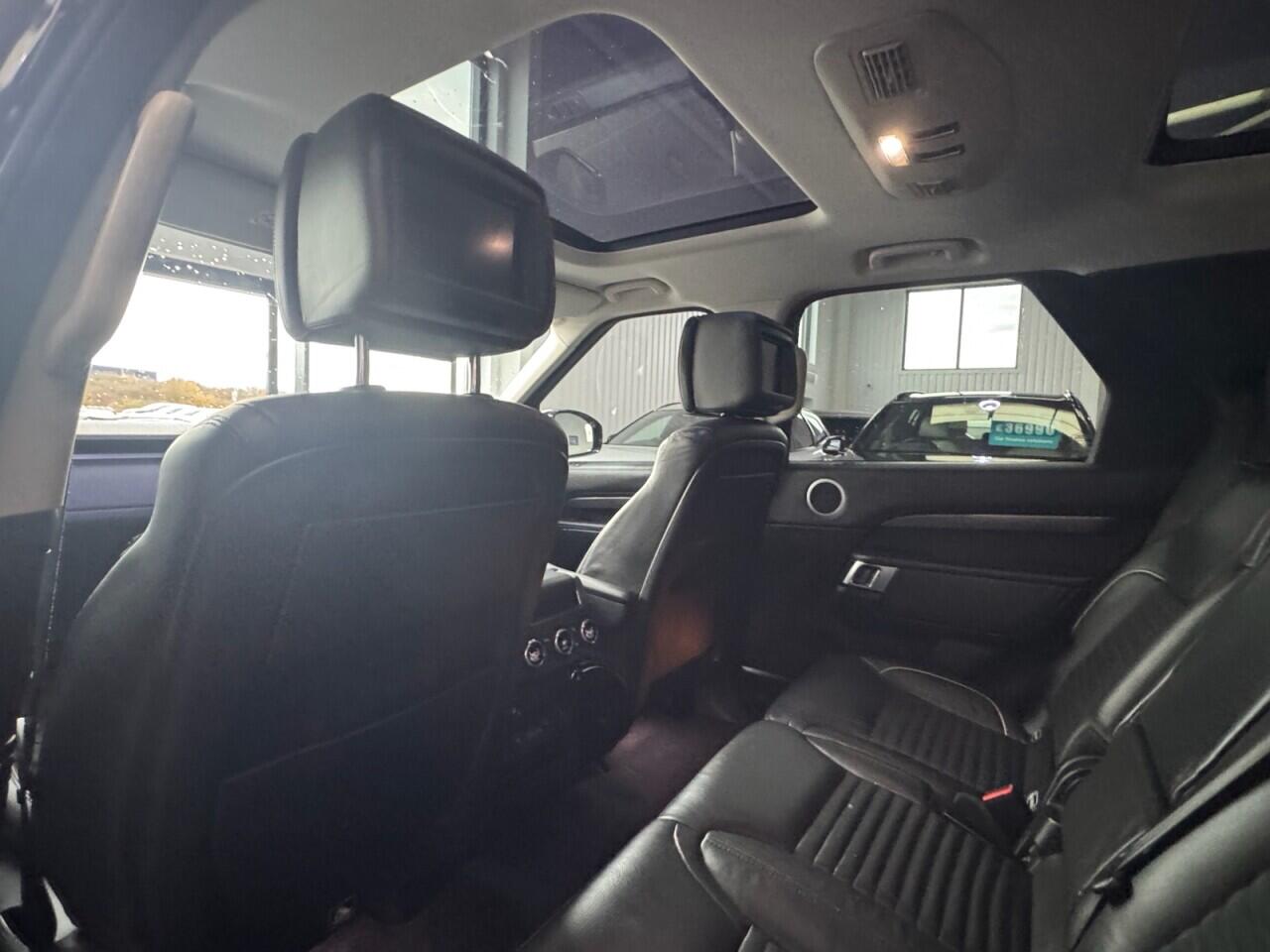 Used Land Rover Discovery 2018 for sale - 76700908: Photo 53