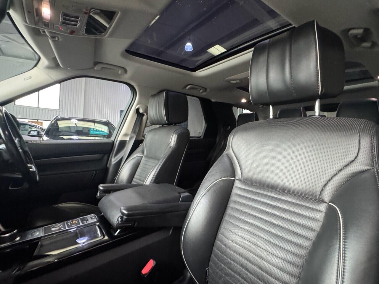 Used Land Rover Discovery 2018 for sale - 76700908: Photo 54