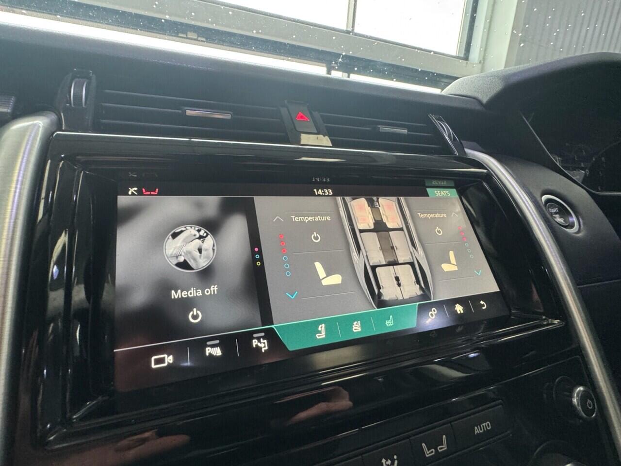 Used Land Rover Discovery 2018 for sale - 76700908: Photo 56