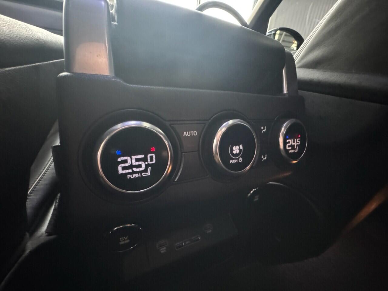 Used Land Rover Discovery 2018 for sale - 76700908: Photo 62