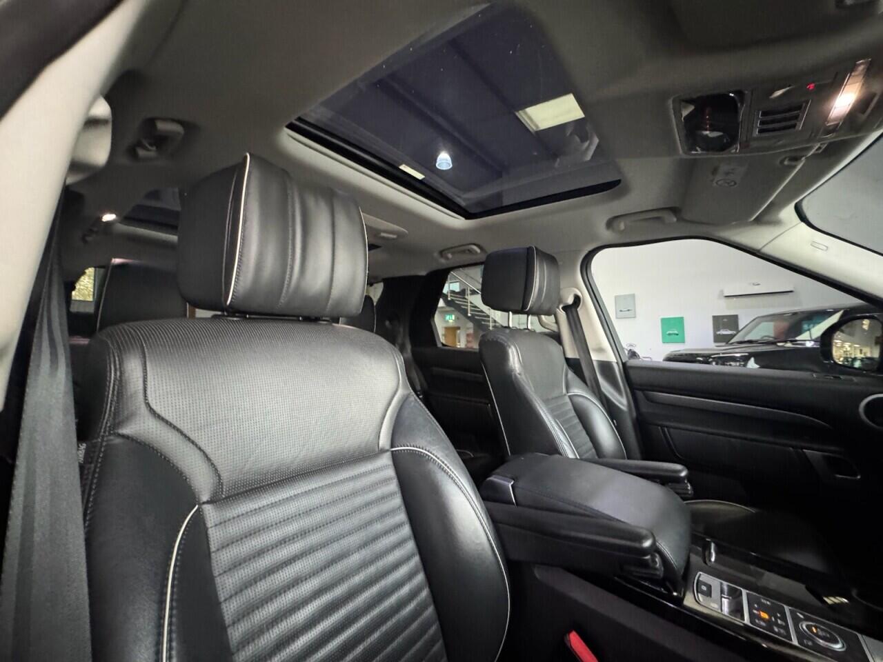 Used Land Rover Discovery 2018 for sale - 76700908: Photo 70