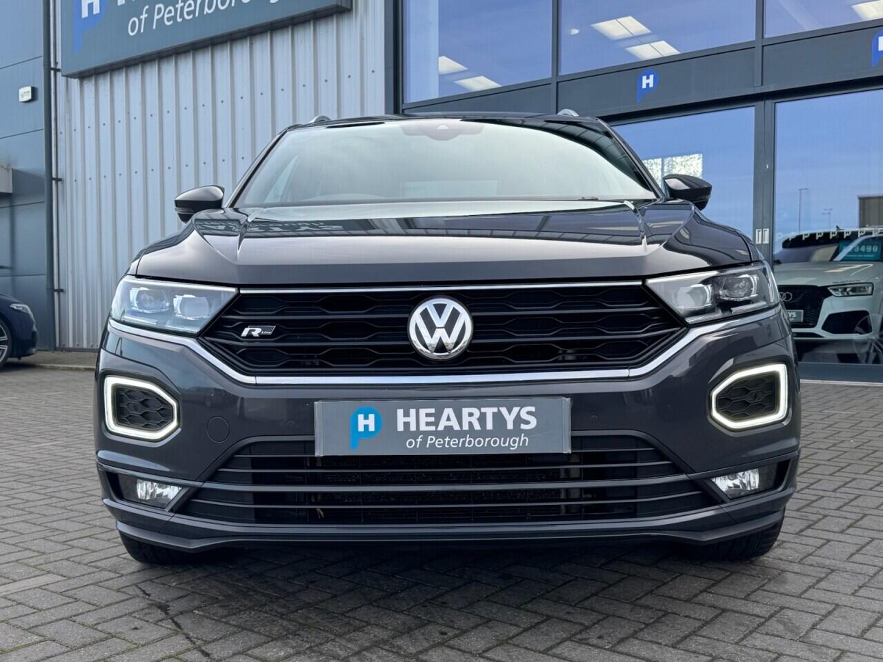 Used Volkswagen T-Roc 2020 for sale - 76702130: Photo 2