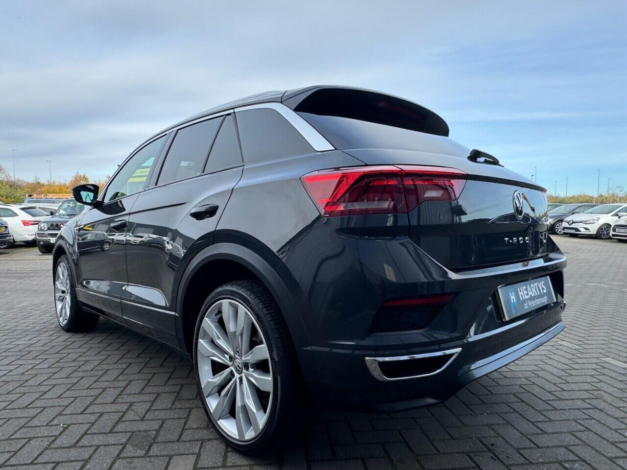 Used Volkswagen T-Roc 2020 for sale - 76702130: Photo 25