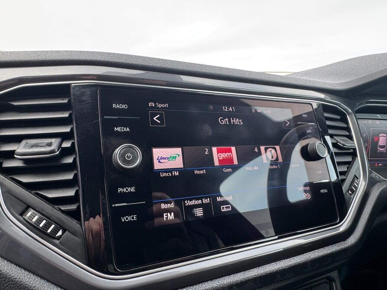 Used Volkswagen T-Roc 2020 for sale - 76702130: Photo 54