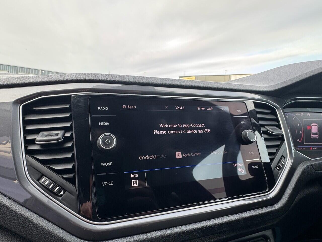 Used Volkswagen T-Roc 2020 for sale - 76702130: Photo 55